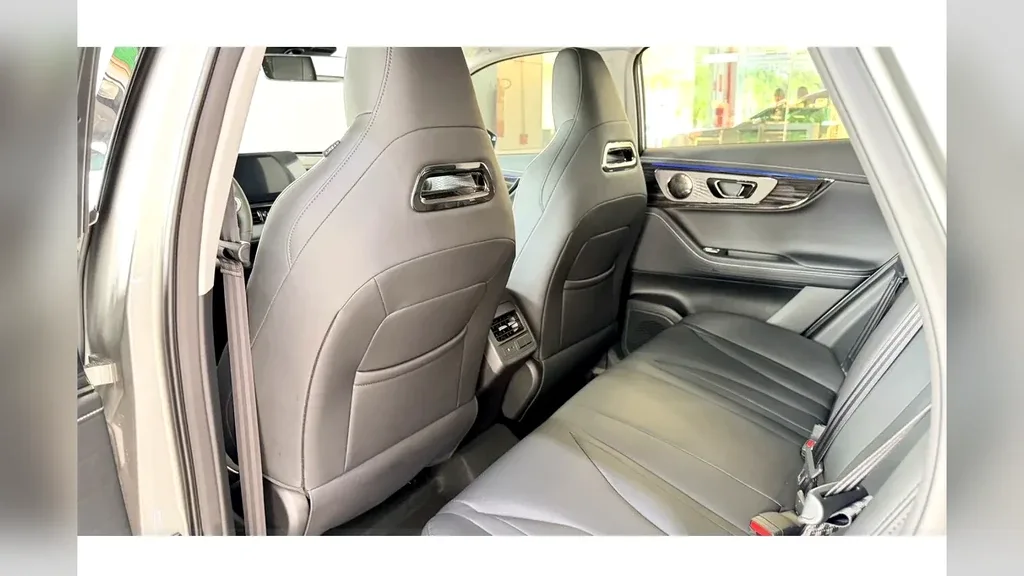 Omoda E5 - Imagem 16