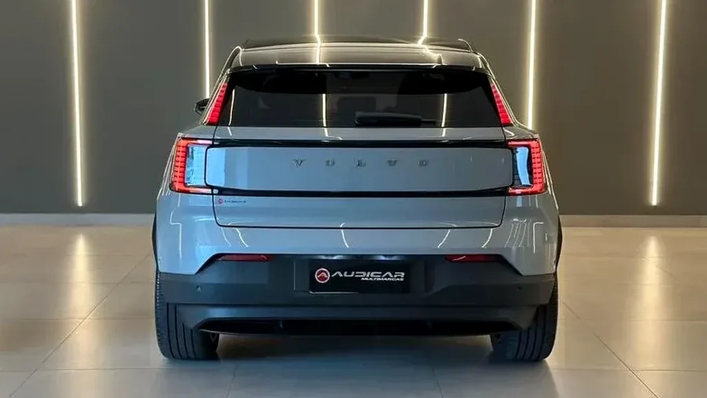 Volvo EX30 - Imagem 3