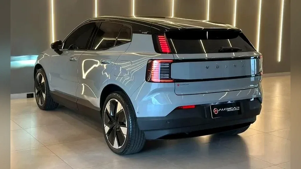 Volvo EX30 - Imagem 4