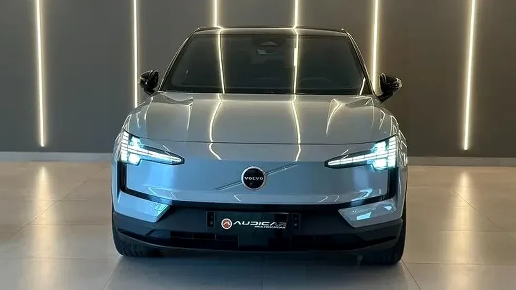 Volvo EX30 - Imagem 6