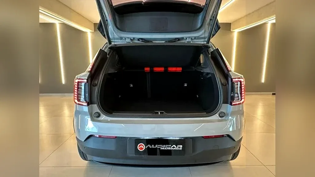 Volvo EX30 - Imagem 7