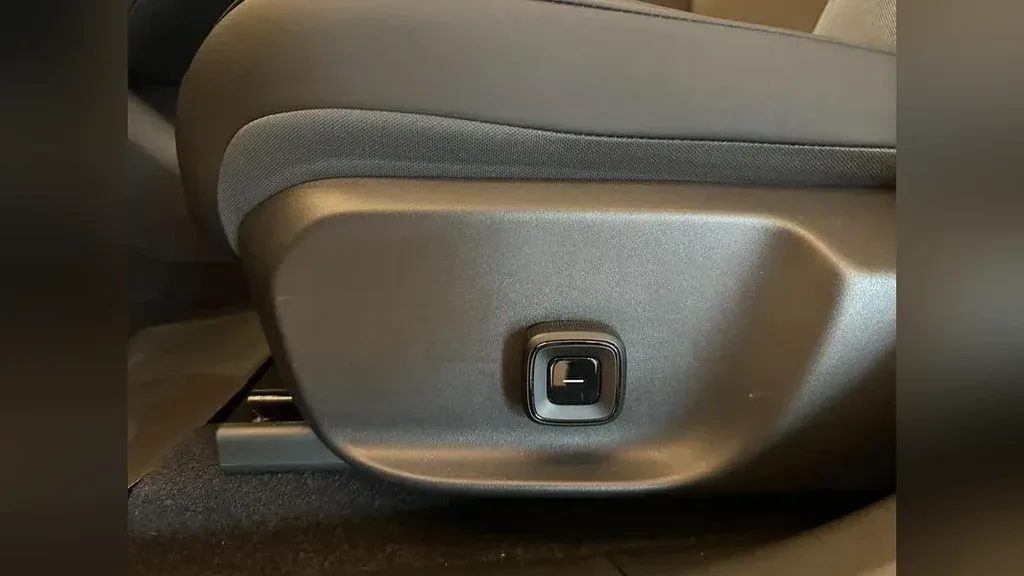 Volvo EX30 - Imagem 10