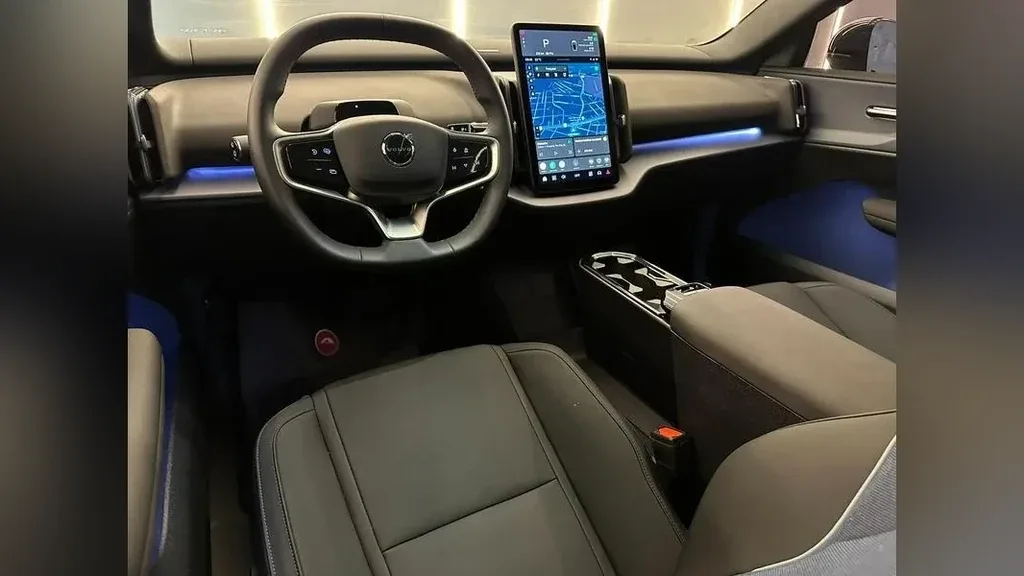 Volvo EX30 - Imagem 12