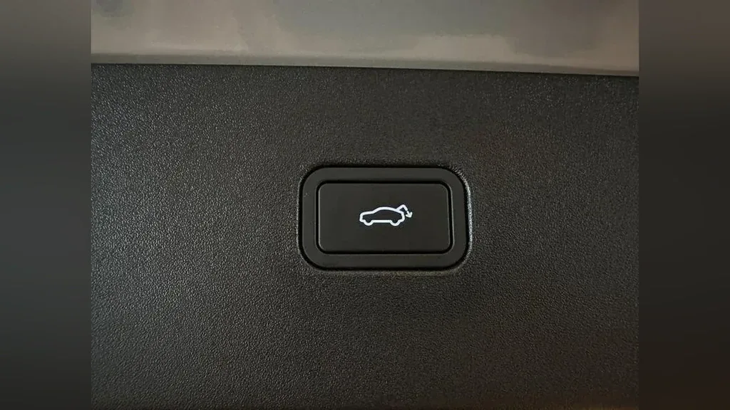 Volvo EX30 - Imagem 20