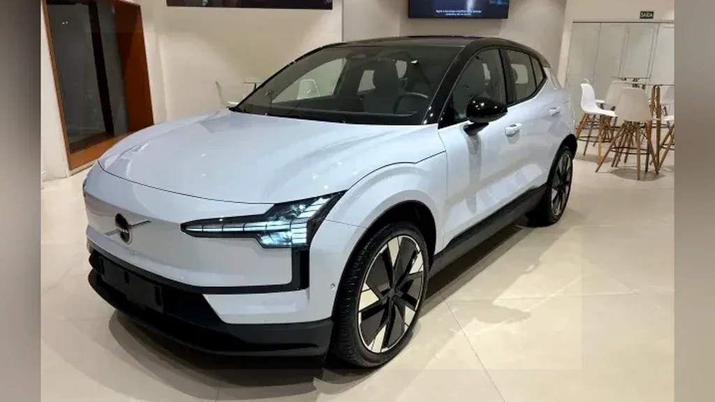 Volvo EX30 - Imagem 4