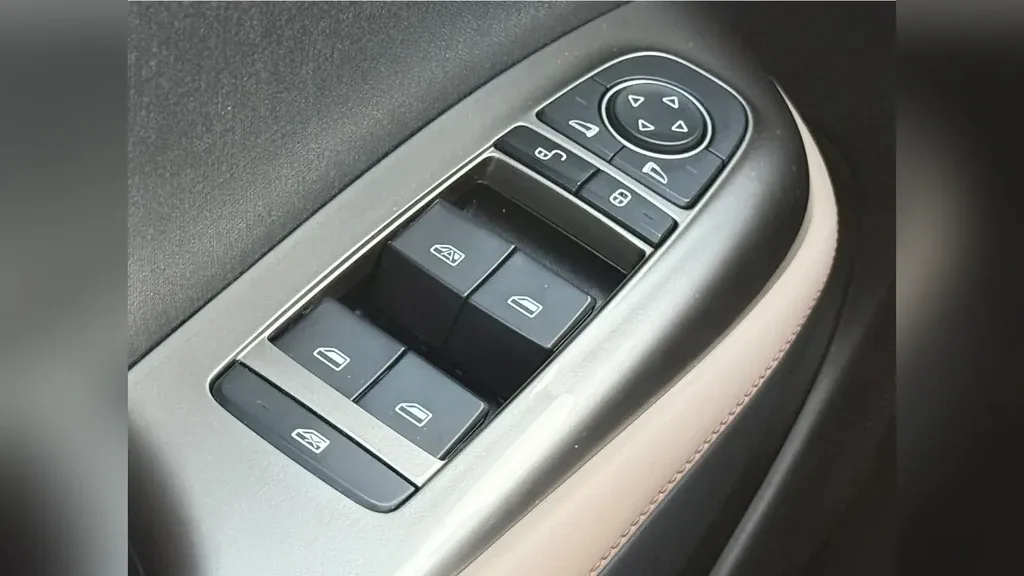 BYD Dolphin - Imagem 16