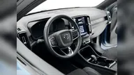 Volvo XC40 Recharge - Miniatura 7