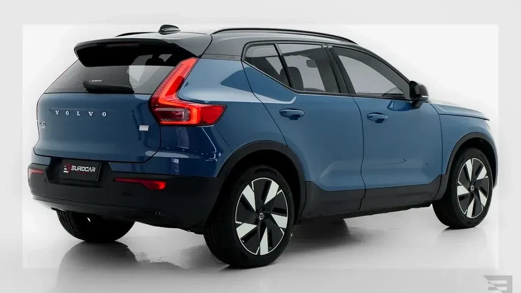 Volvo XC40 Recharge - Imagem 6