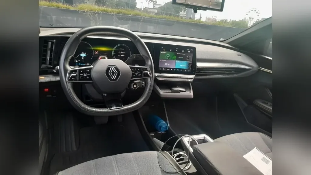 Renault Megane E-tech Electric - Imagem 6