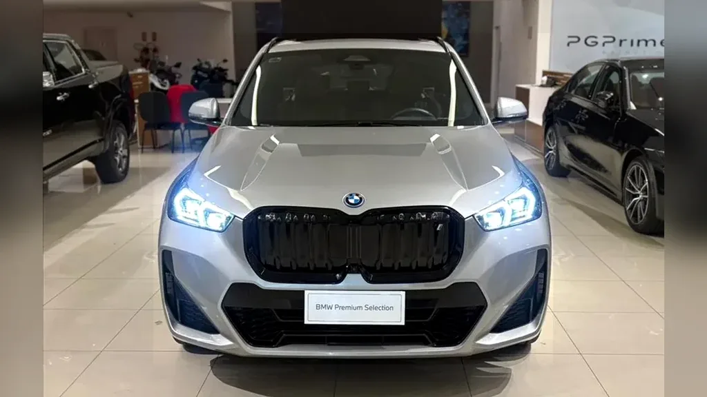 BMW IX1 - Imagem 2