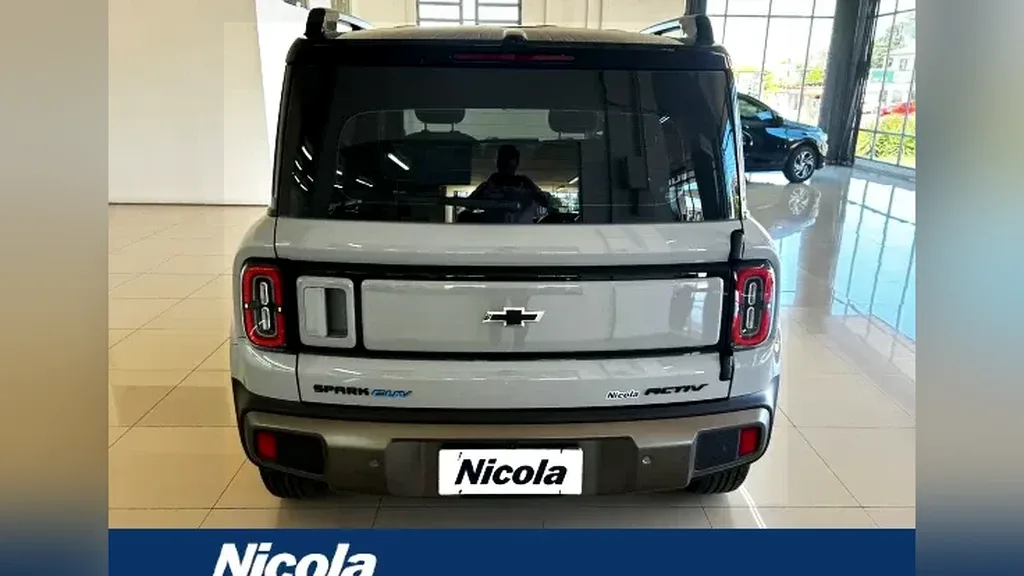 Chevrolet Spark Euv - Imagem 4