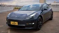 Tesla Model 3 - Miniatura 1