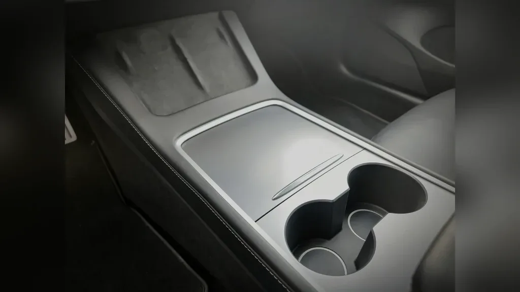 Tesla Model 3 - Imagem 9