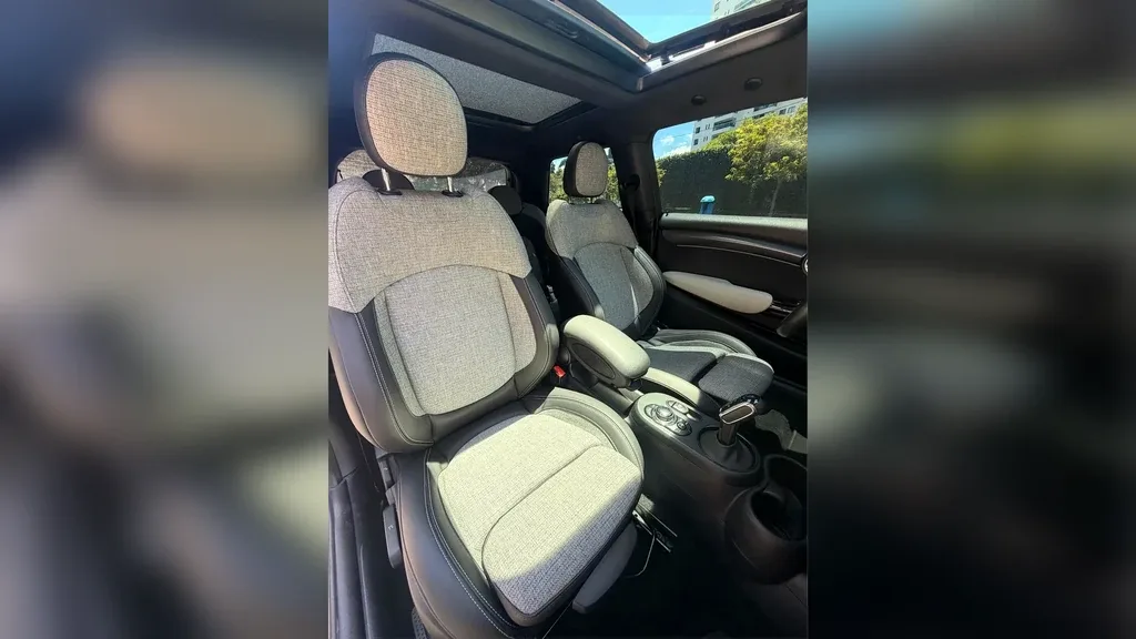 Mini Cooper SE - Imagem 9
