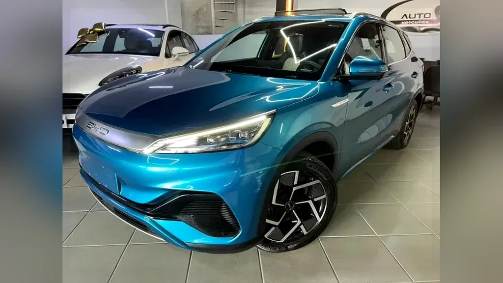 Foto de um byd yuan plus