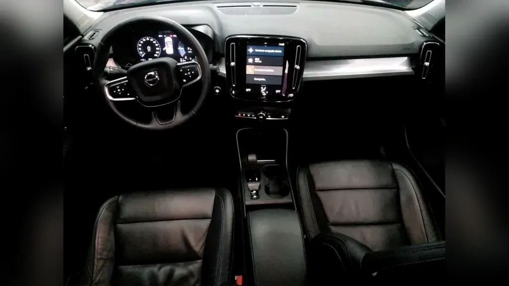 Volvo XC40 - Imagem 7