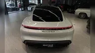 Porsche Taycan - Miniatura 3