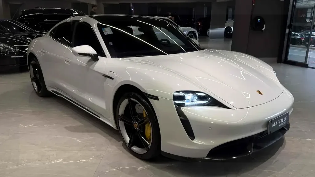 Porsche Taycan - Imagem 5