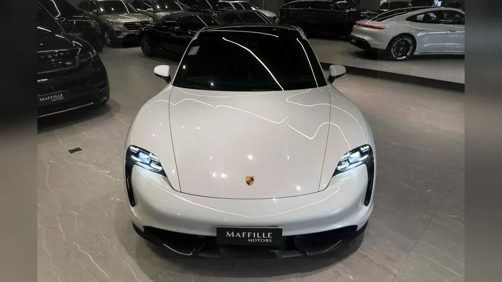 Porsche Taycan - Imagem 6