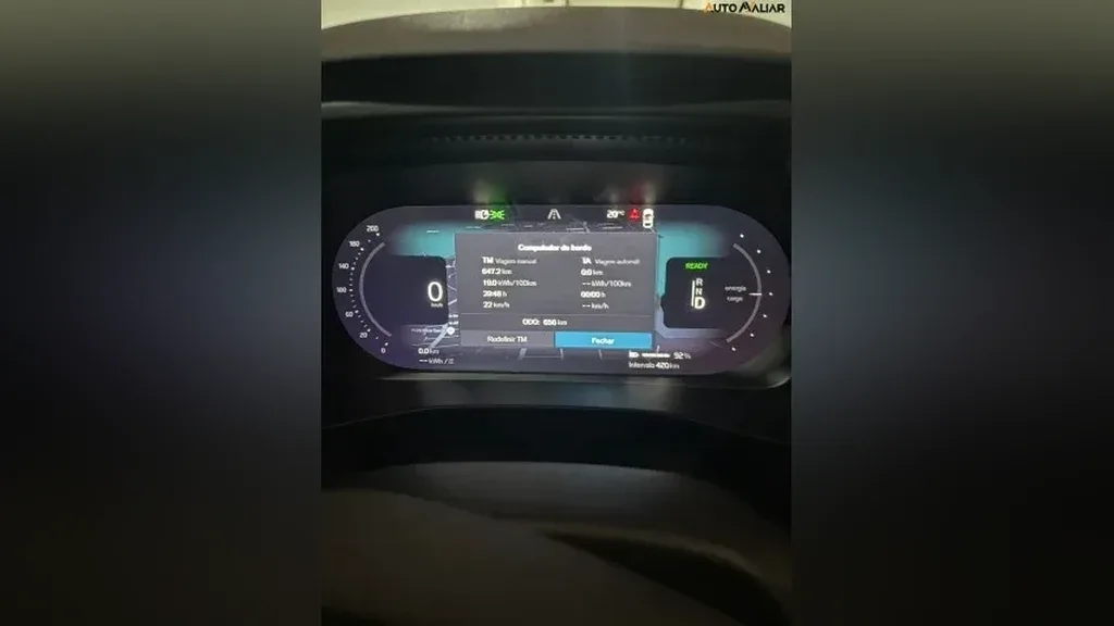 Volvo Ec40 - Imagem 5