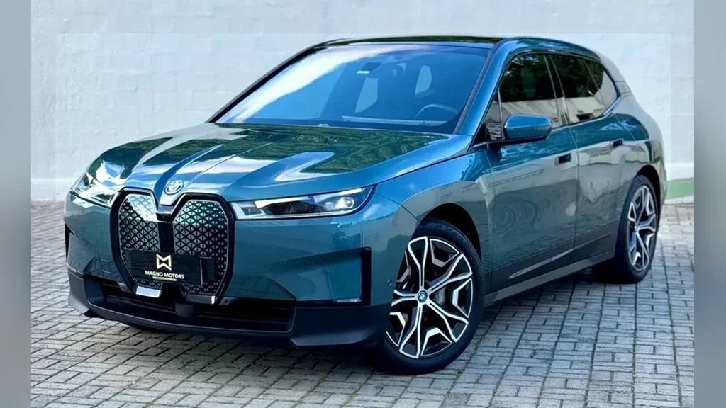 BMW Ix - Imagem 3