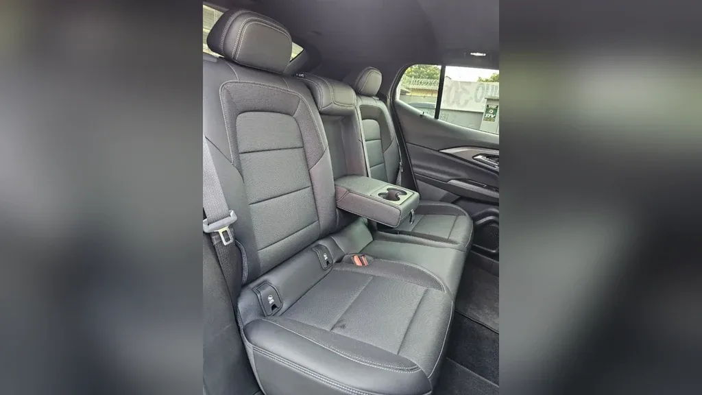 Chevrolet Equinox EV - Imagem 14