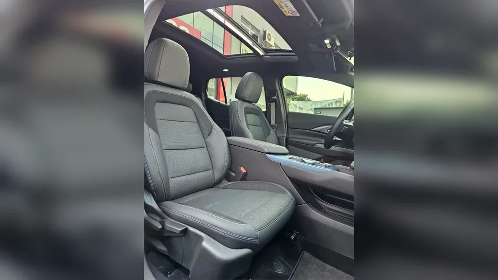 Chevrolet Equinox EV - Imagem 17