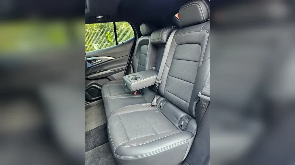 Chevrolet Equinox EV - Imagem 19