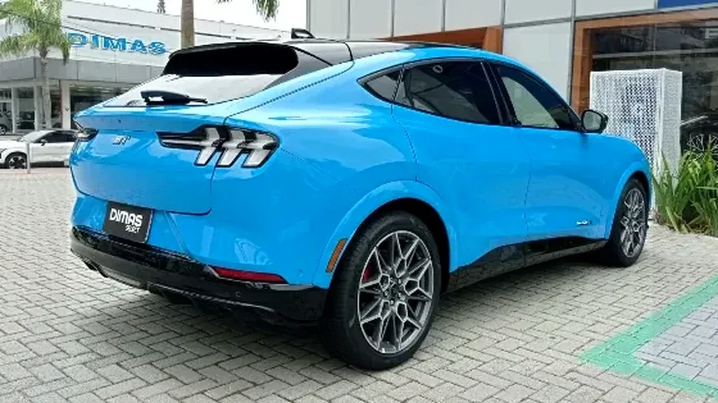 Ford Mustang Mach-e - Imagem 10