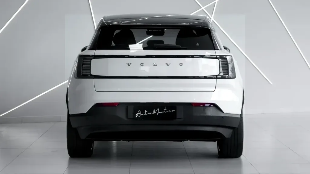 Volvo EX30 - Imagem 4