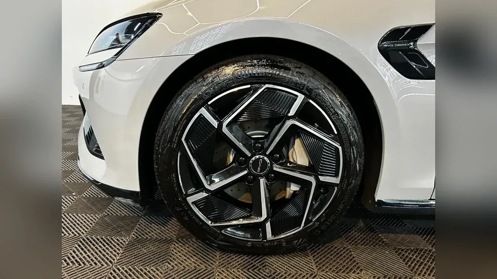 BYD Seal - Imagem 13