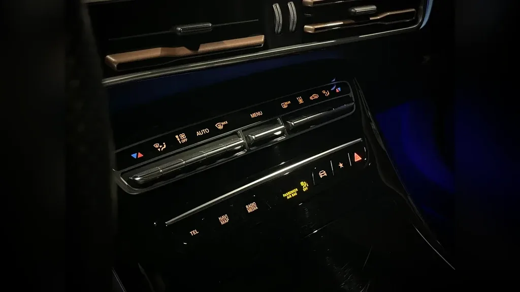 Mercedes Eqc400 - Imagem 8