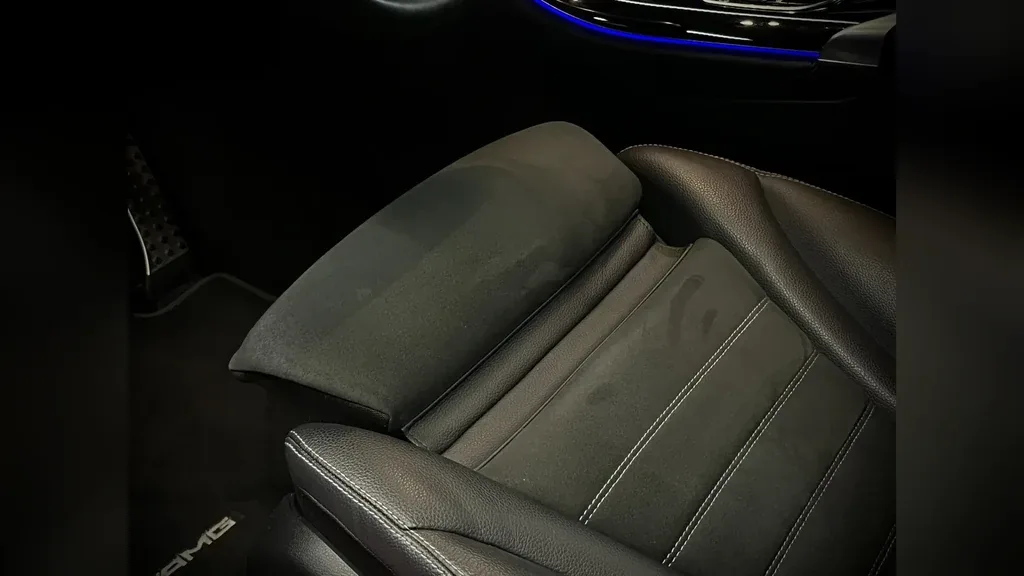 Mercedes Eqc400 - Imagem 16