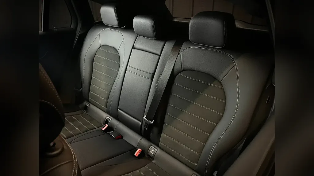 Mercedes Eqc400 - Imagem 18