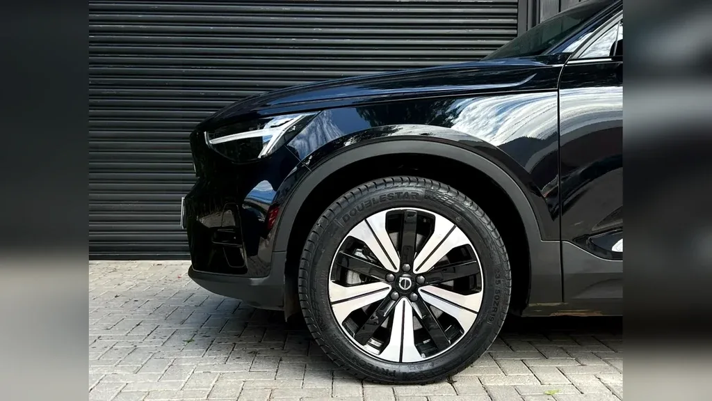 Volvo XC40 Recharge - Imagem 15