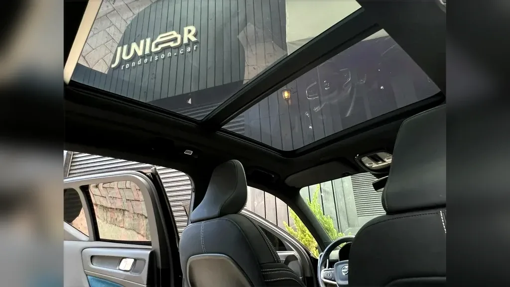 Volvo XC40 Recharge - Imagem 16