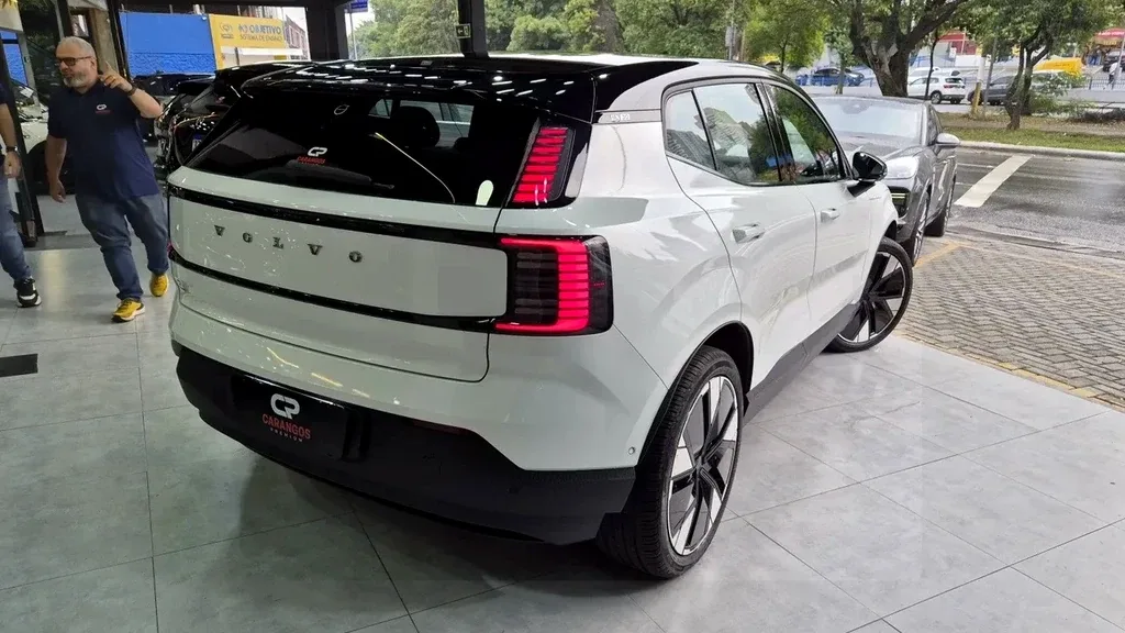 Volvo EX30 - Imagem 6