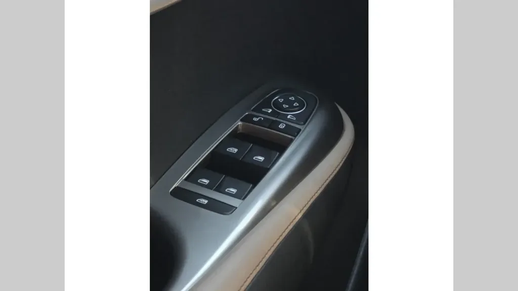 BYD Dolphin - Imagem 4