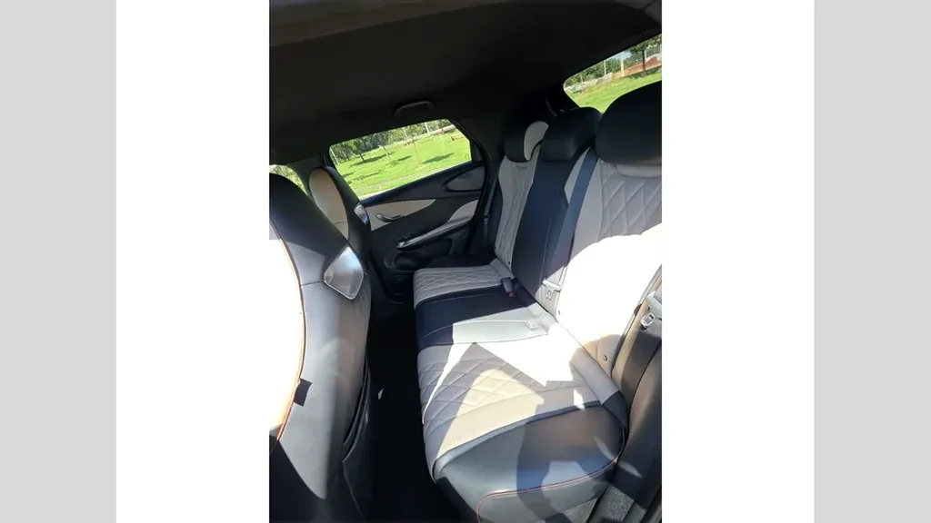 BYD Dolphin - Imagem 12