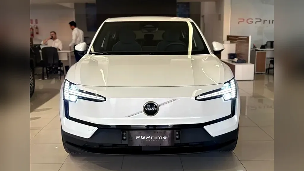 Volvo EX30 - Imagem 2