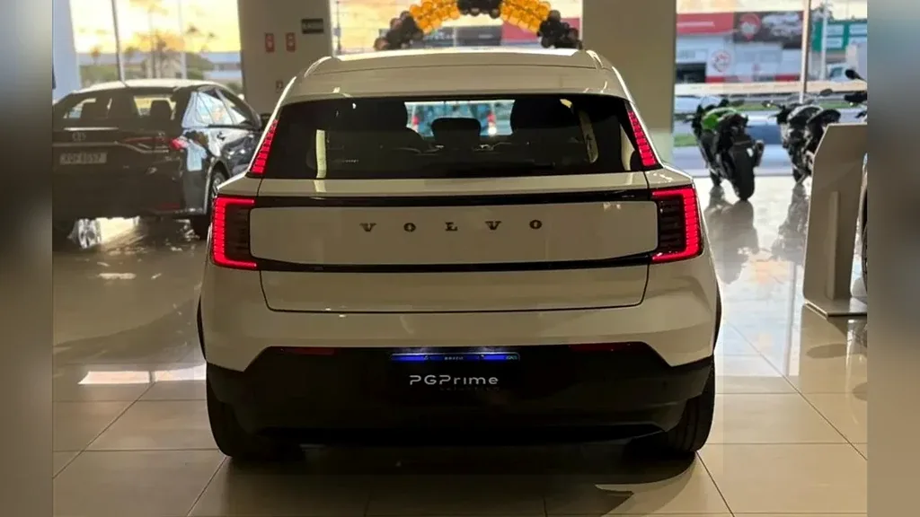 Volvo EX30 - Imagem 8