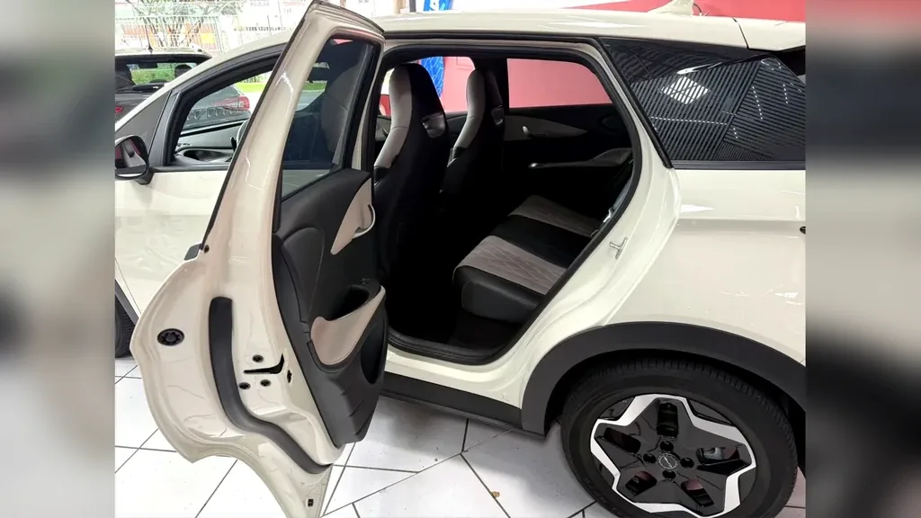 BYD Dolphin - Imagem 12