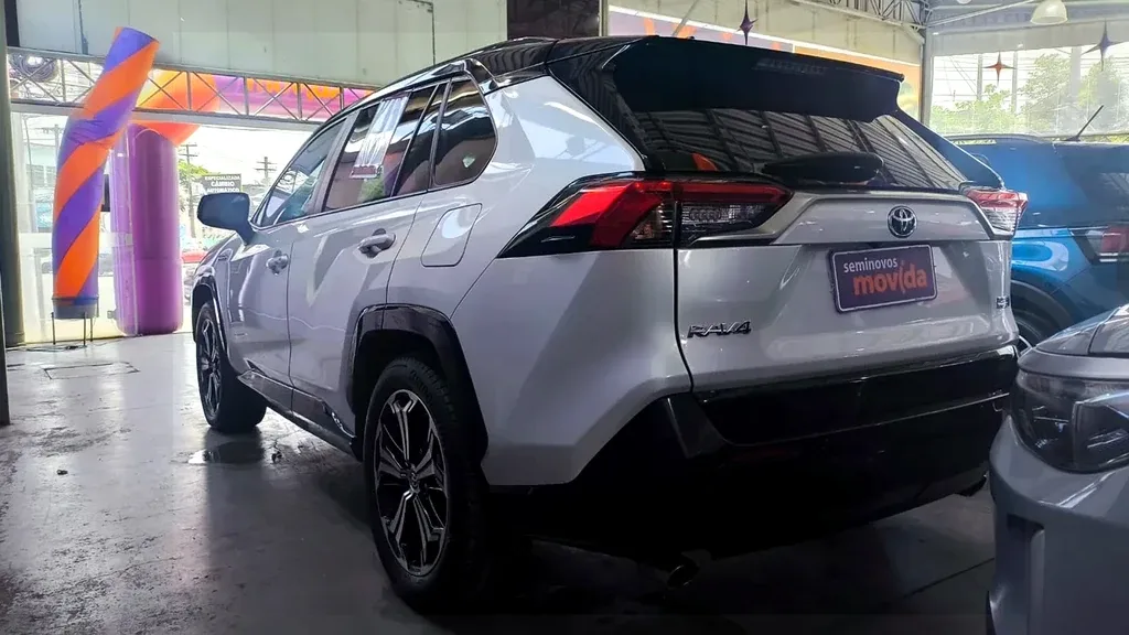 Toyota Rav4 EV - Imagem 3
