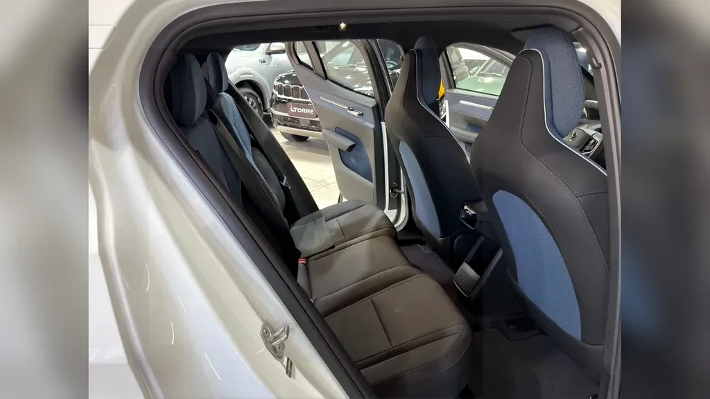 Volvo EX30 - Imagem 9