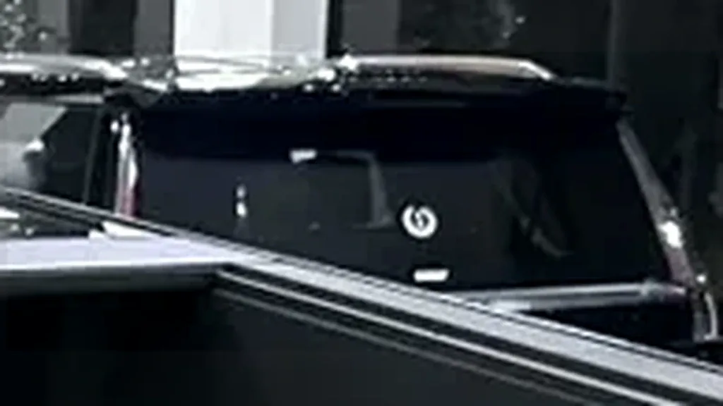 Tesla Cybertruck - Imagem 8