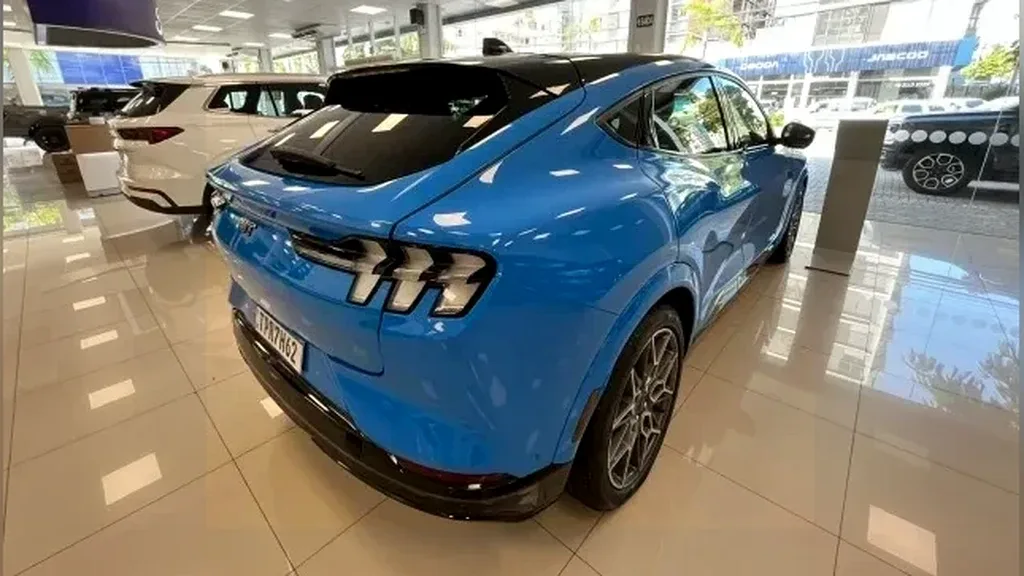 Ford Mustang Mach-e - Imagem 3