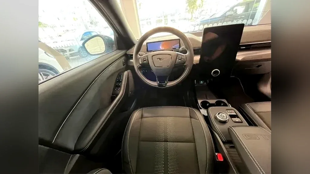 Ford Mustang Mach-e - Imagem 4