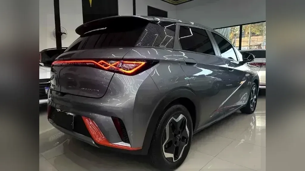 BYD Dolphin - Imagem 4