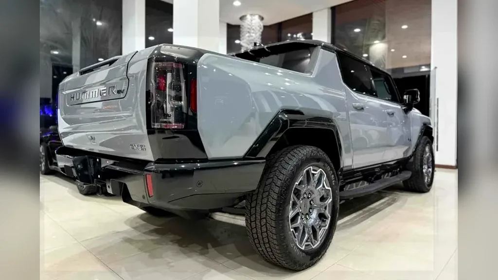 GMC Hummer EV Pickup - Imagem 8