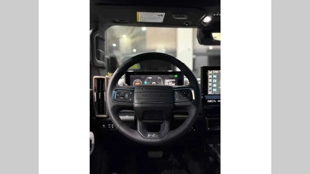 GMC Hummer EV Pickup - Imagem 12